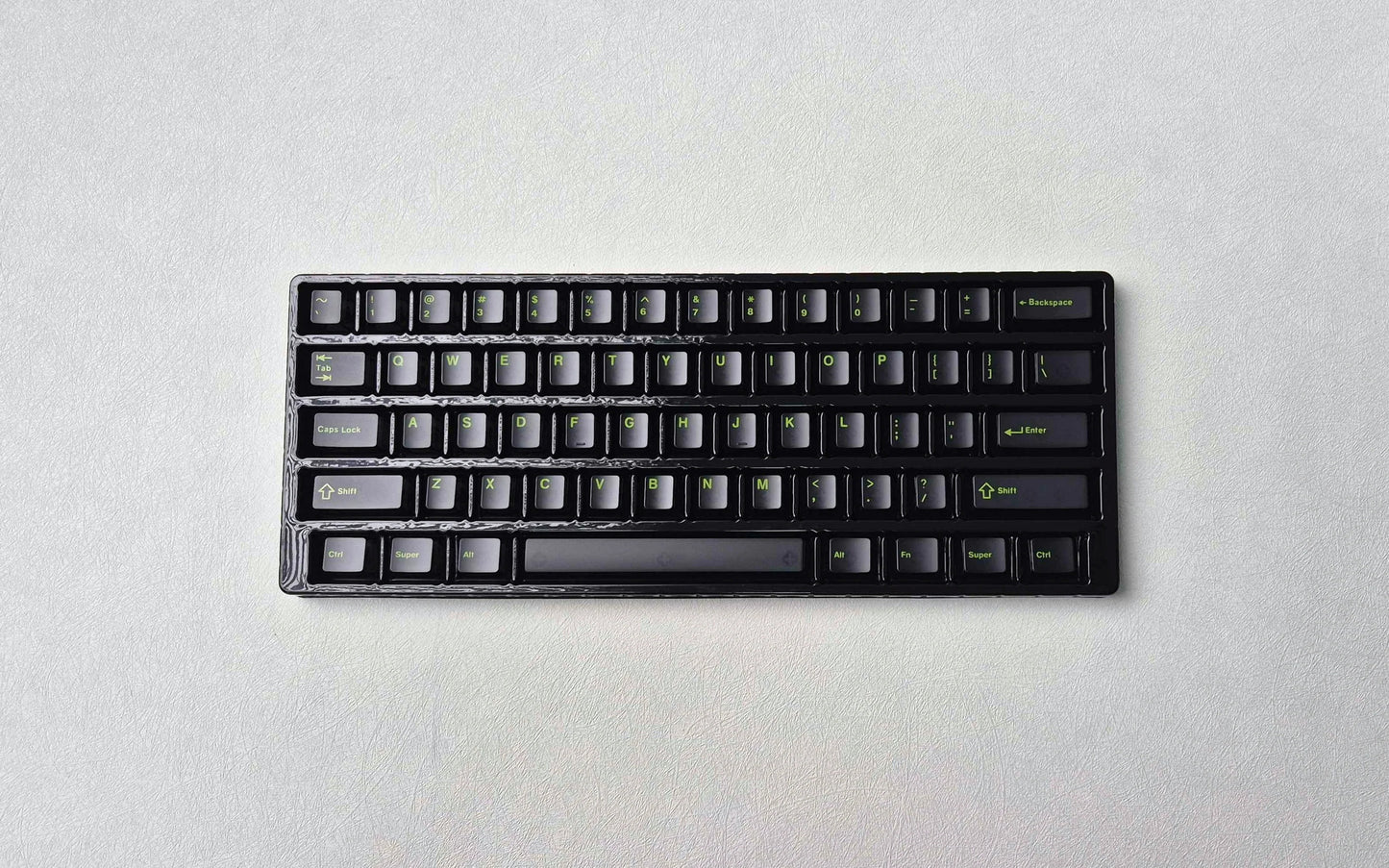 SW Transparent & Black Keycaps