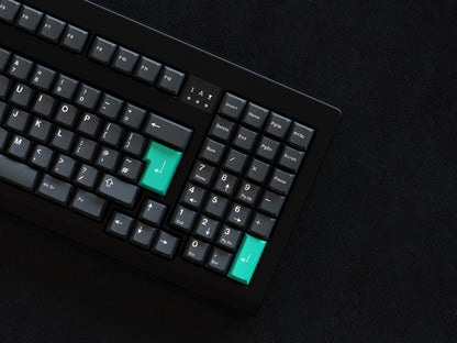 [Pre-Order] GMK CYL Monochrome Dolch