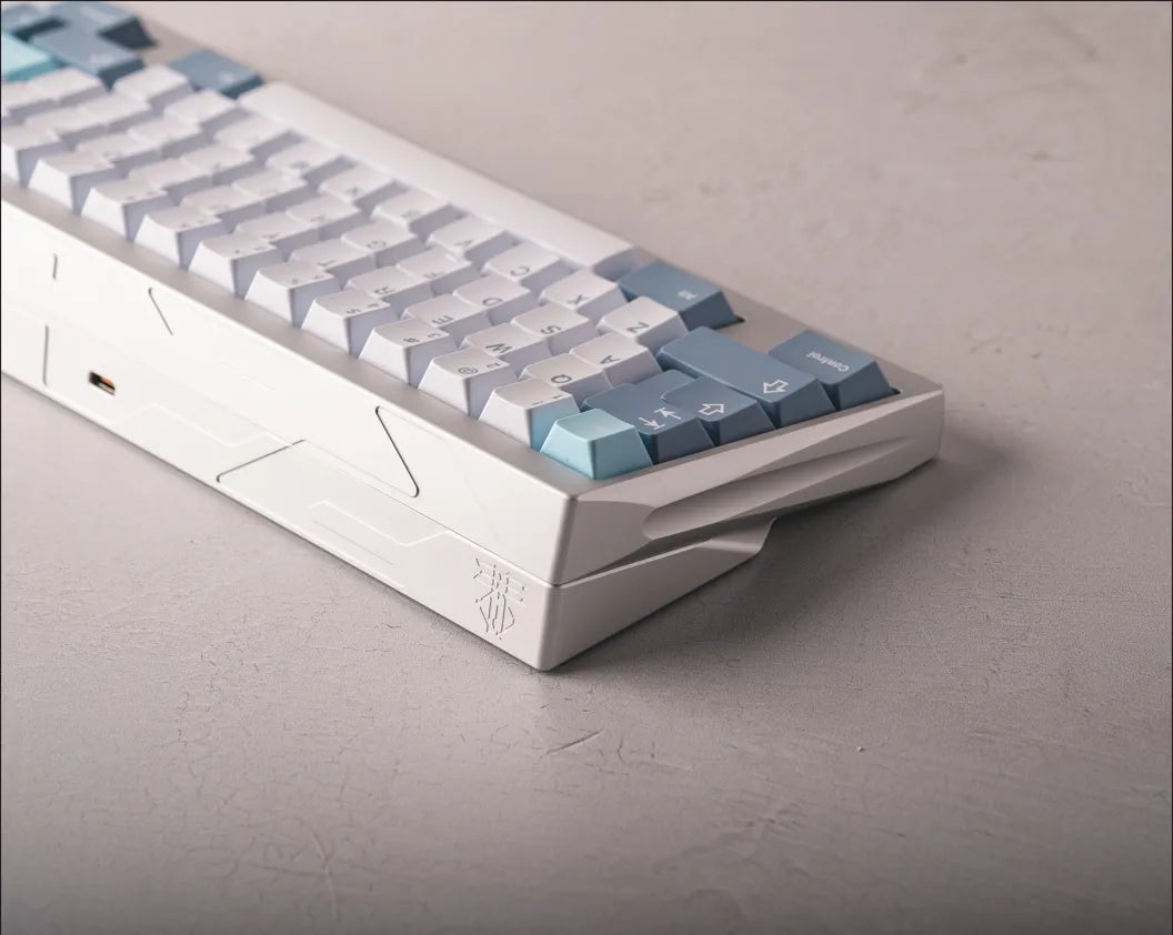 [GB] Larva 60% by Baionlenja