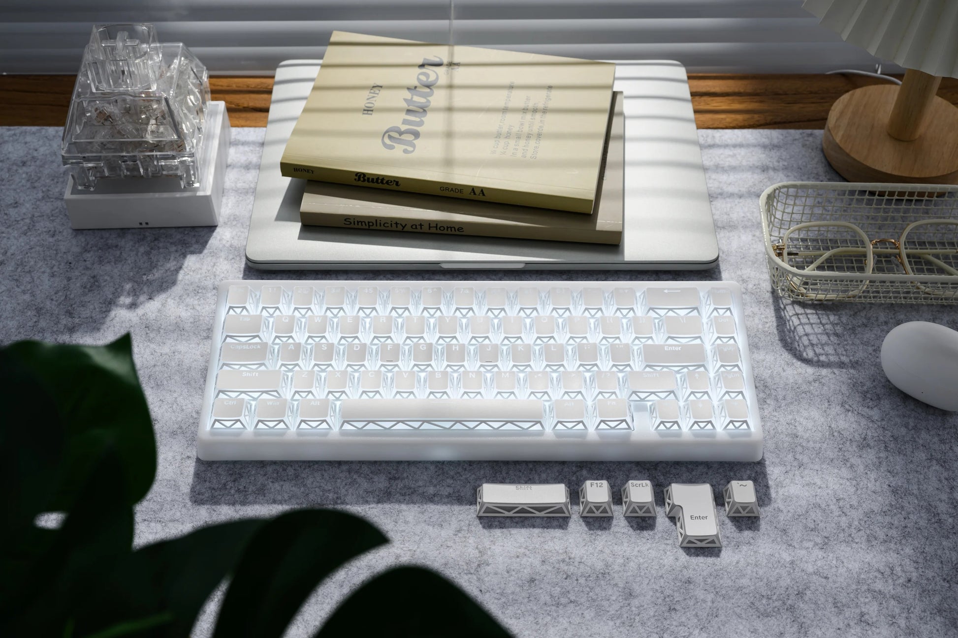 XVX Prism Refraction keyboard, white sculpted keycaps with grid pattern